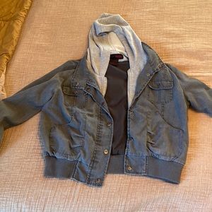 Lightweight cotton bomber jacket